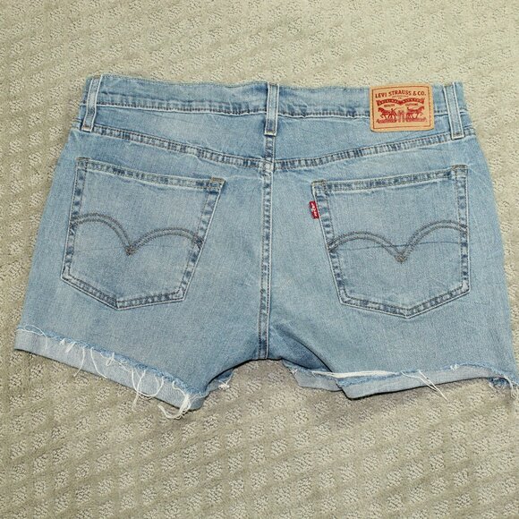 Levi's Womens 30 Distressed Light Wash Denim Blue Jean Cuffed Frayed Hem… - Picture 2 of 4